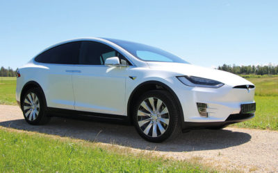 Tesla baut Service massiv aus: 52 Servicezentren pro Jahr ab 2021