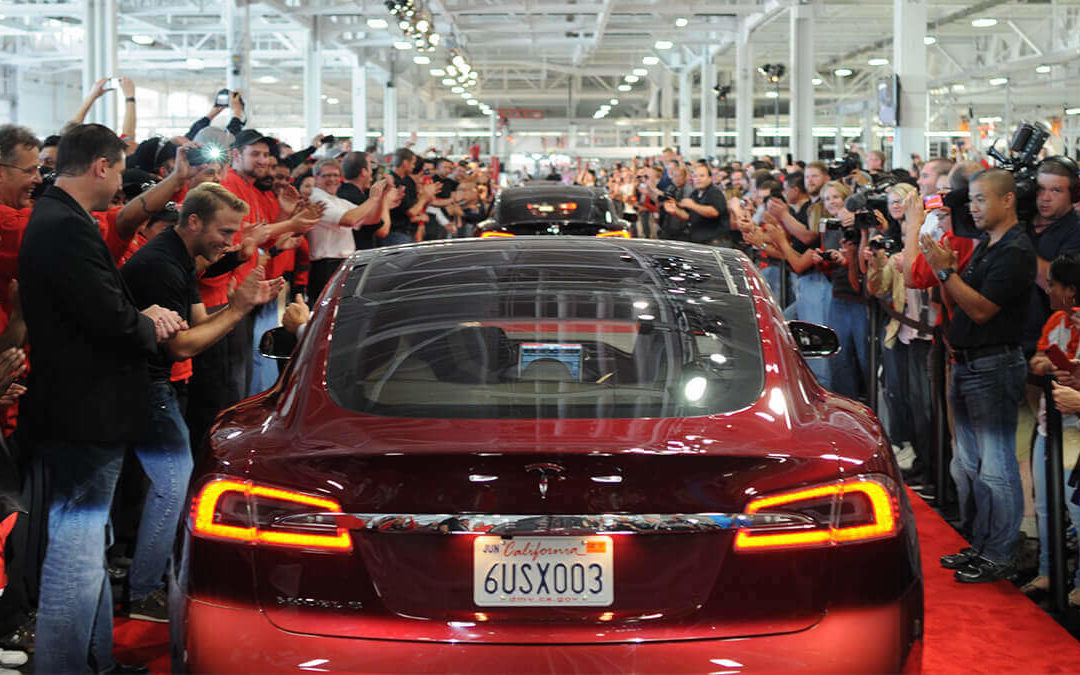 Tesla im Einstellungsrausch: 1.000 neue Mitarbeiter