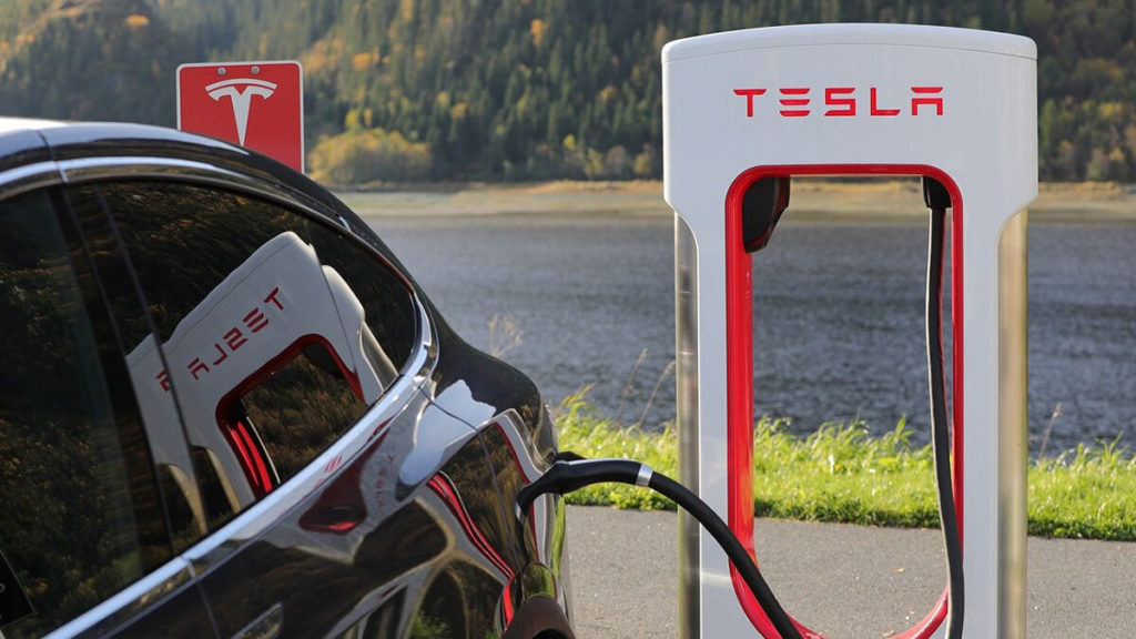 Tesla kooperiert mit niederländischem Unternehmen, um Ladenetz auszubauen