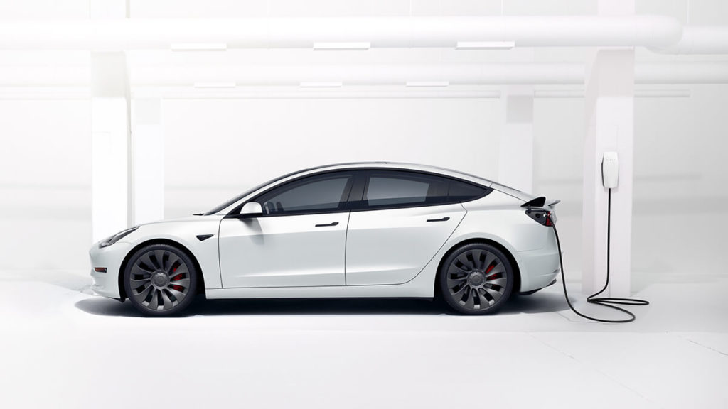 Tesla schickt Mail an Model-3-Besteller für schnellere Lieferung