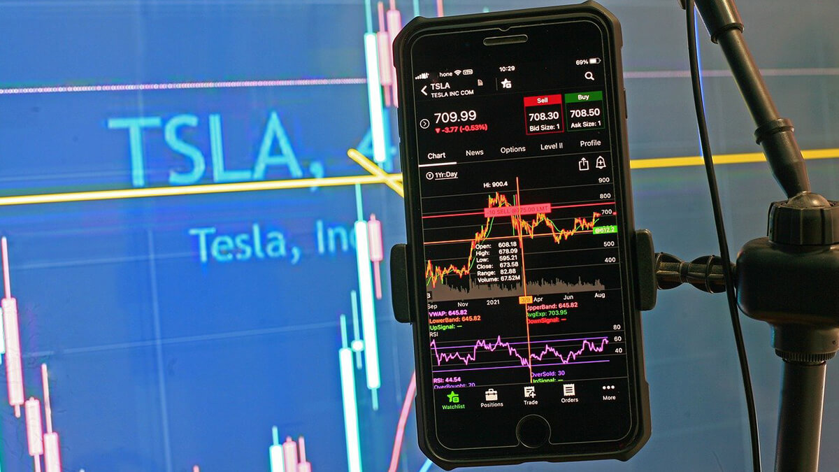 Elon Musk verkauft Tesla-Aktien im Wert von 1,1 Milliarden Dollar