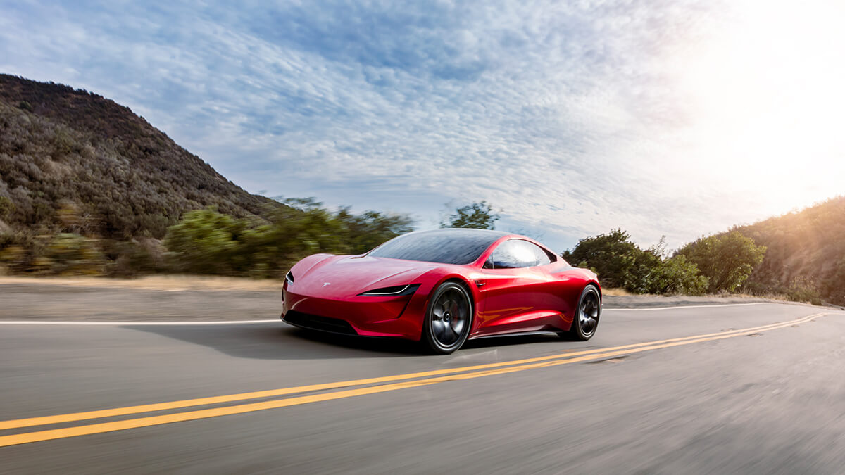 Tesla-Chefdesigner gibt Roadster-Upadte: Es wird „fieberhaft“ daran gearbeitet