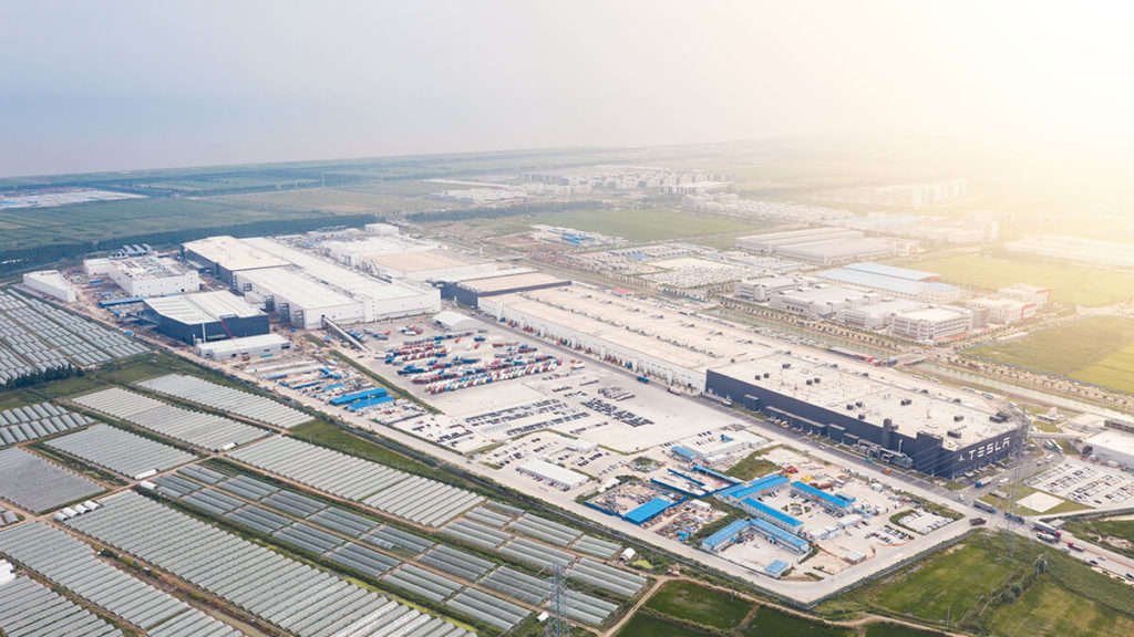 Tesla investiert in Shanghai-Fabrik: Ziel 1 Million Elektroautos pro Jahr?