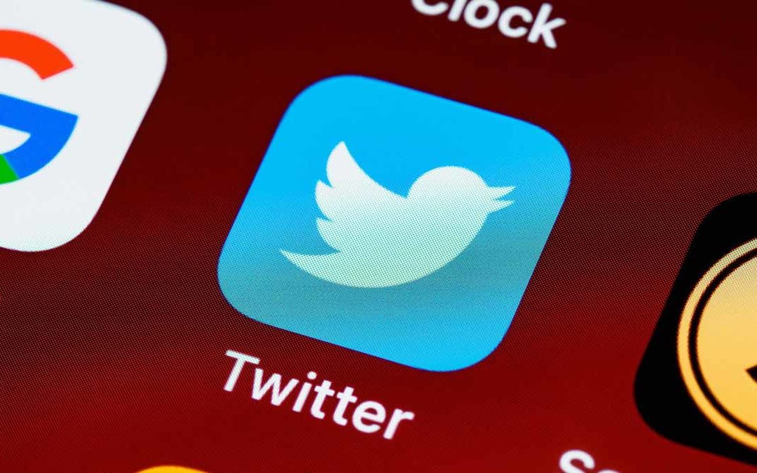 Tesla-Chef Elon Musk kauft Twitter-Anteile im Wert von 3 Milliarden Dollar