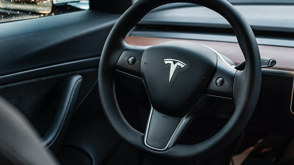 Neues Tesla-Software-Update bringt massive Verbesserungen für FSD-Autopiloten
