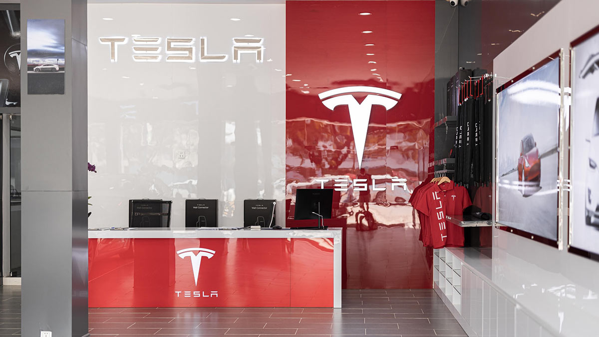 Tesla streicht Mitarbeiterboni und erhöht Gehälter um 12,5 Prozent
