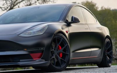Der Tesla-Wochenrückblick: Verkaufsrekorde, ein Rückruf und neue Fabriken!