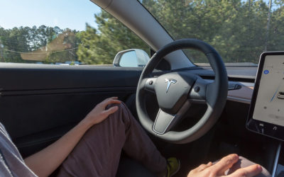 Tesla-Autopilot vor großem Rückruf: US-Behörde verschärft Untersuchung