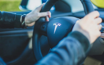 Tesla beendet Autopilot-Mogelei mit neuem Software-Update