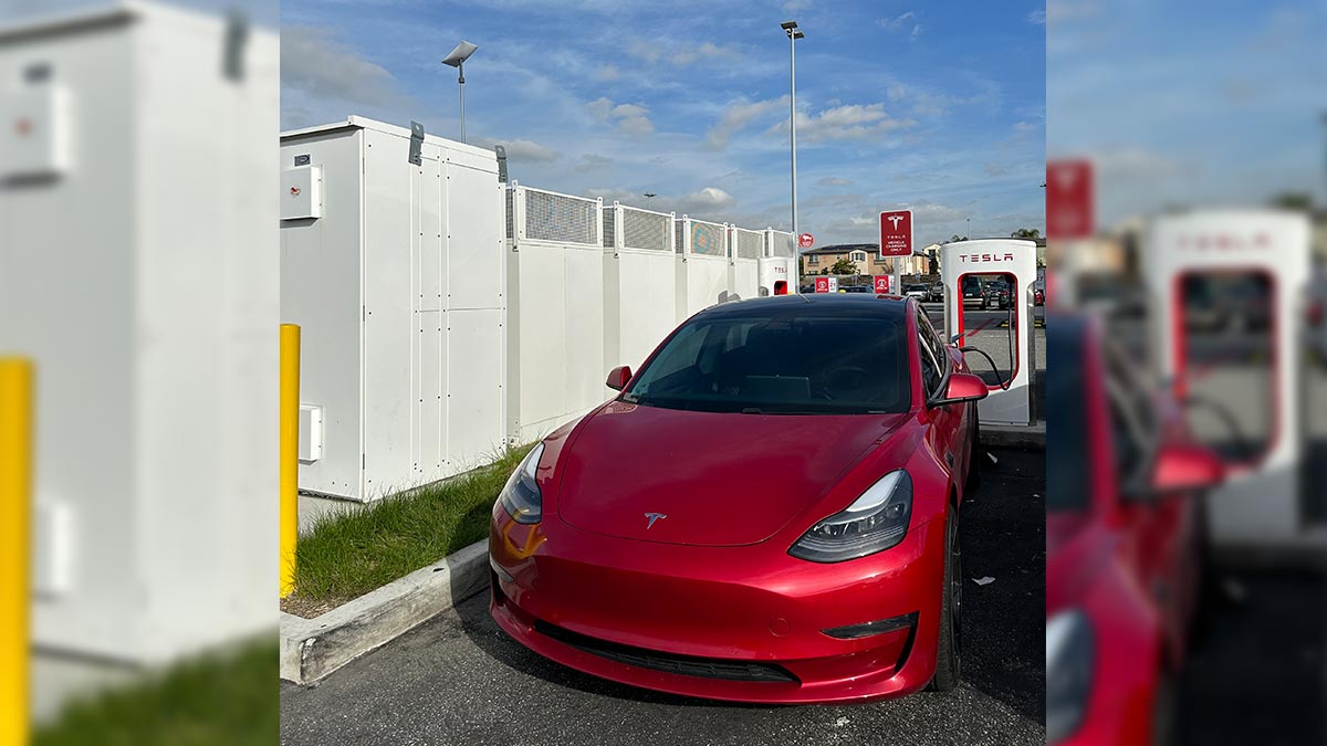 Tesla baut Starlink-Verfügbarkeit an Superchargern aus