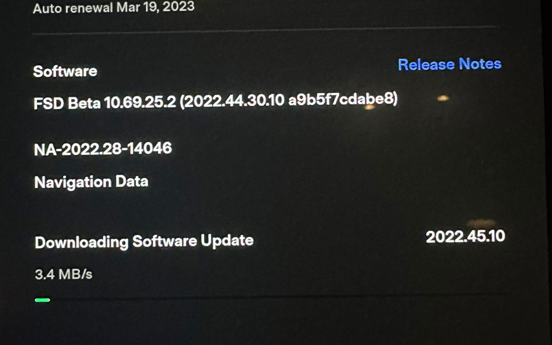 Tesla FSD-Beta: Neues Update mit breiterem Release – gemischte Reaktionen