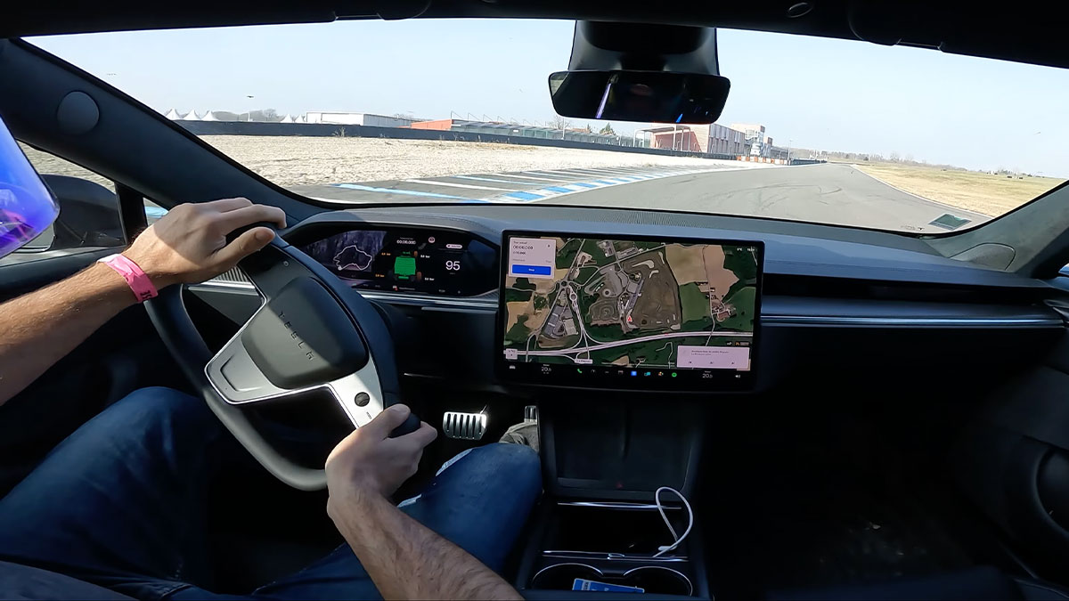 Tesla Model S Plaid Keramik-Bremsen: beeindruckender Testlauf, limitierte Verfügbarkeit