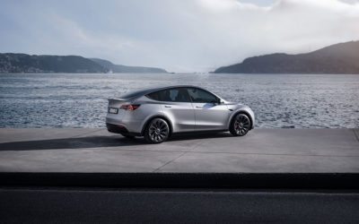 Tesla Model Y RWD aus Grünheide jetzt in Quicksilver und Midnight Cherry Red verfügbar