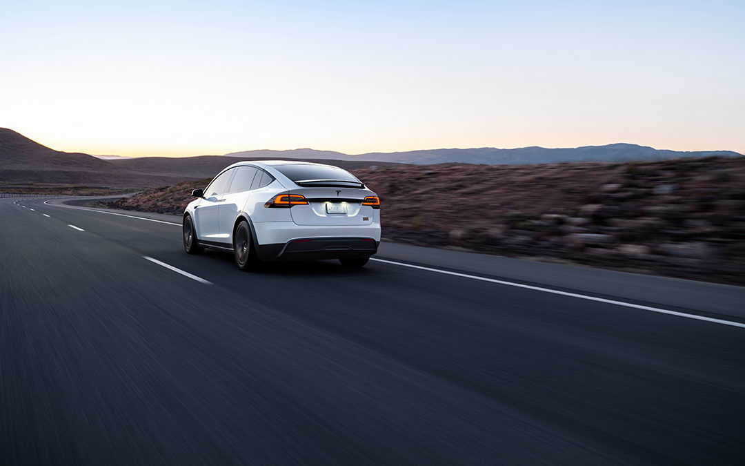 Neues Tesla Software-Update: Automatische Warnblinker nach Unfällen