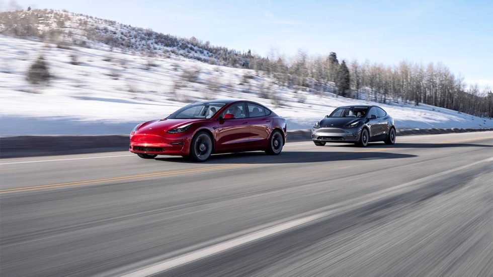 Tesla Adaptives Fernlicht