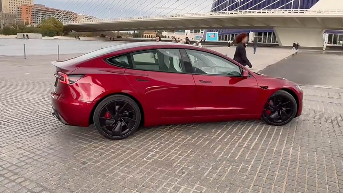 Tesla Model 3 „Plaid“?: Highland-Performance erstmals vollständig zu sehen