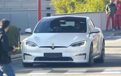 Tesla Model S Plaid in Ferrari-Werk gesichtet: US-Autos Vorbild für den Luxushersteller?