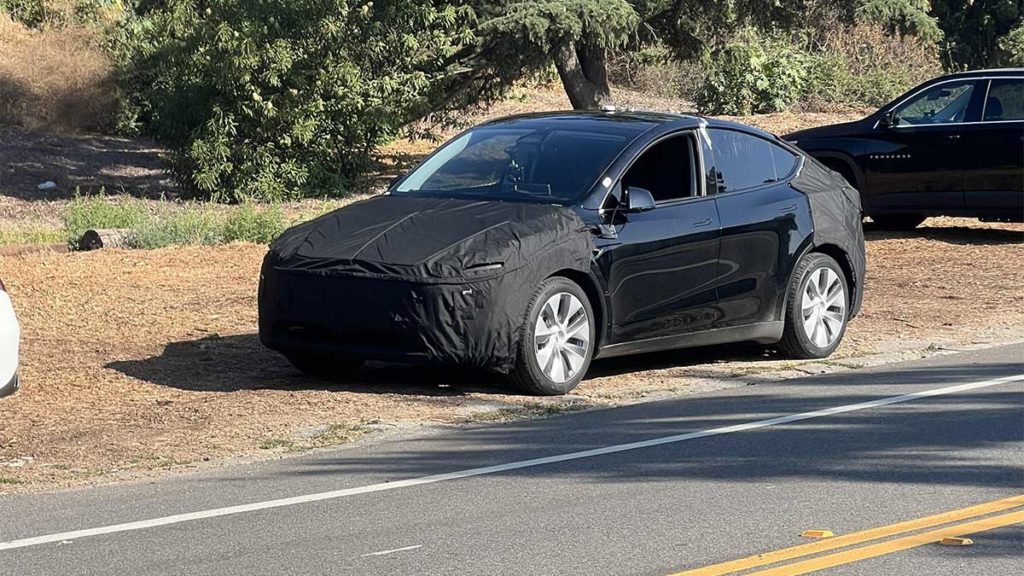 Tesla Model Y Juniper: Möglicher Prototyp erstmals gesichtet