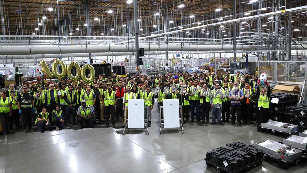 Produktion auf Hochtouren: Tesla fertig 1.000 Powerwalls am Tag in Giga Nevada