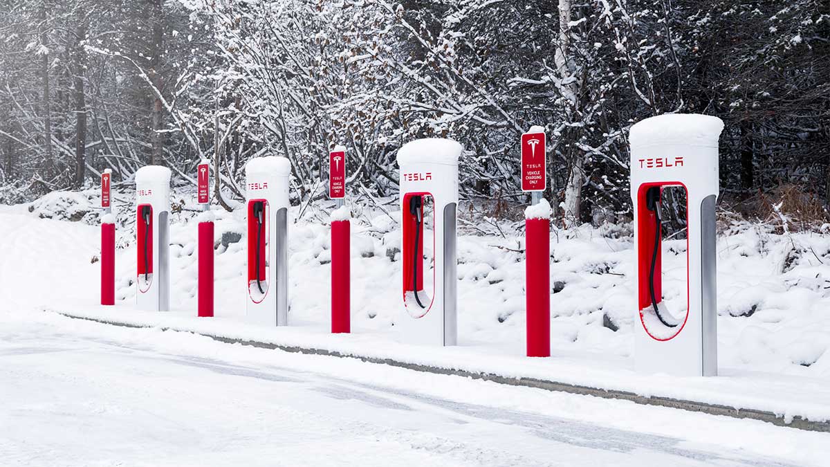 Bereit für den Winter: Tesla optimiert mit Update Laden bei kaltem Wetter