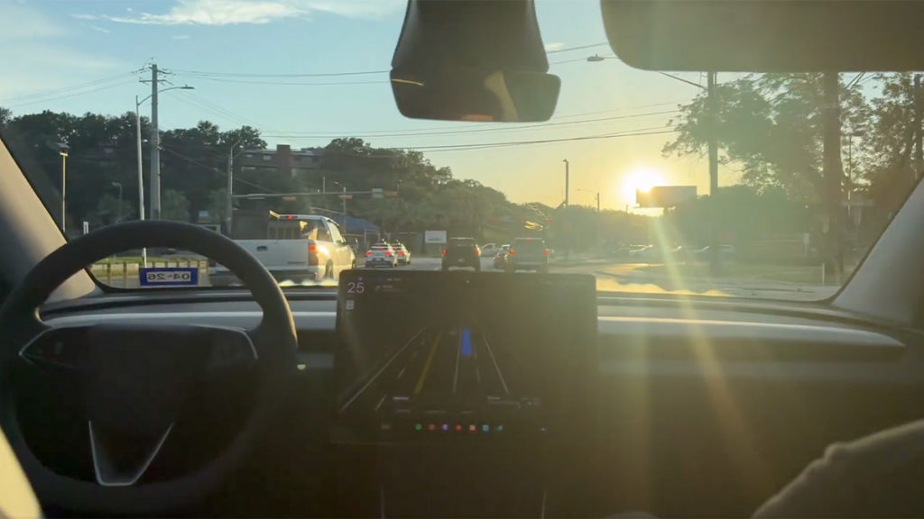 Tesla-Robotaxis: Erste Fahrten lassen die größte Herausforderung vermuten