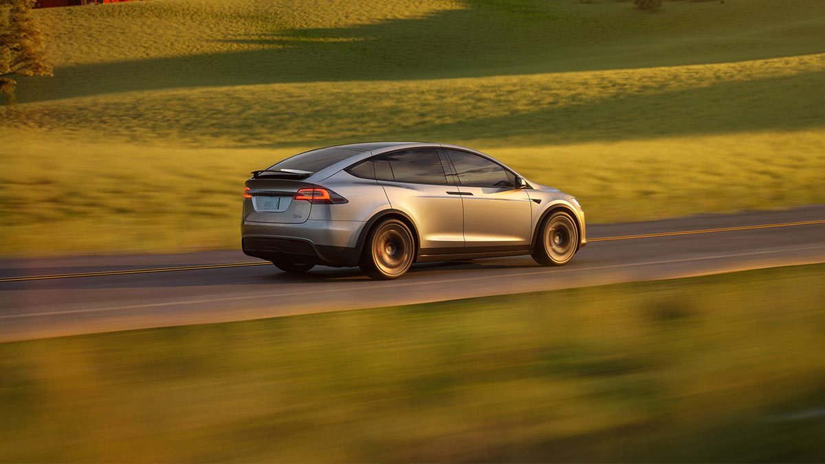 Tesla-Kundin nach emotionalem Hilferuf erhört – Elon Musk greift persönlich ein
