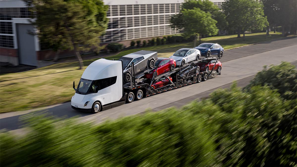 Tesla-Aktie auf Höhenflug: Sonst kritischer Analyst sieht jetzt 2 Treiber