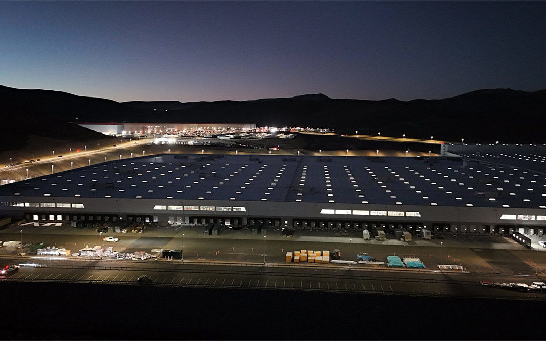Wie ist der Stand beim Tesla Semi? Drohnenbilder zeigen fast fertiggestellte Fabrik