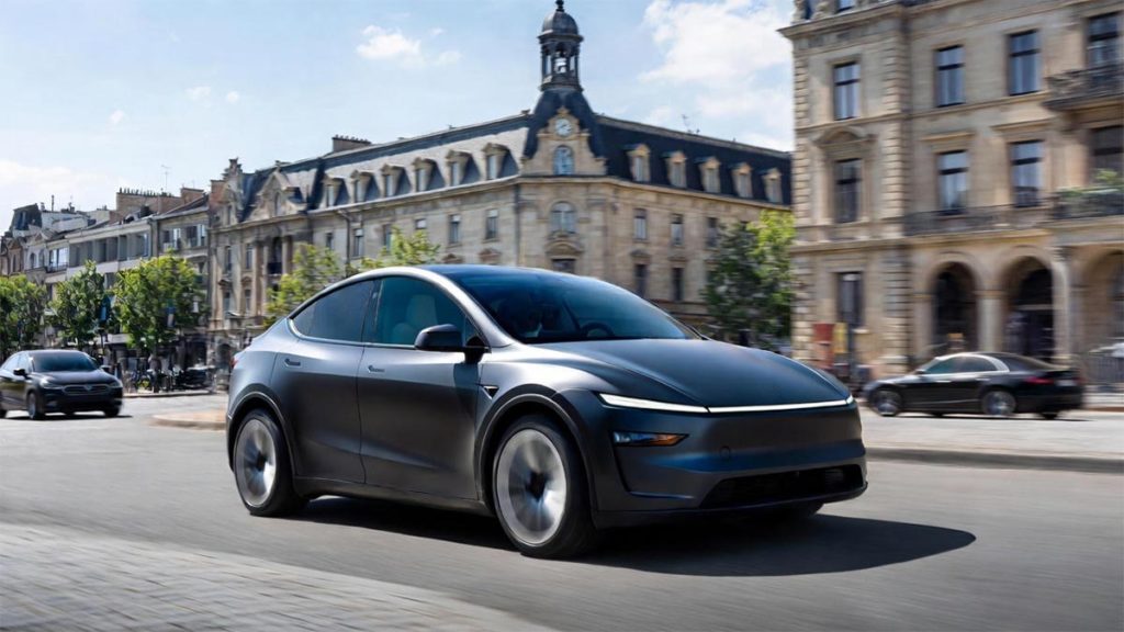 Tesla-FSD beeindruckt bei Demofahrt Deutschlands größtes Automagazin