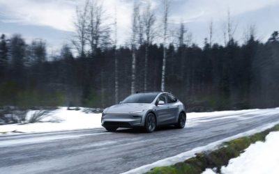 Tesla Holiday Update rollt aus: Was bekommen Europäer und HW3-Besitzer?