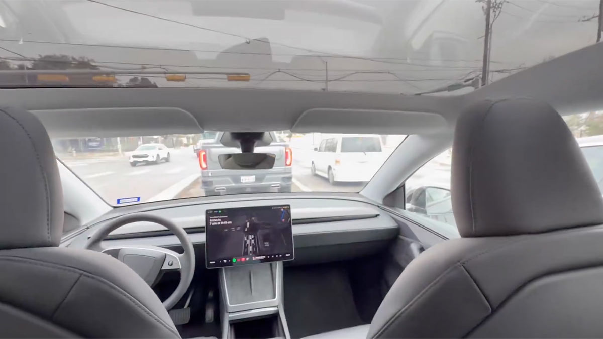 Mega-Schritt–Tesla-Robotaxis-OHNE-Sicherheitsfahrer-jetzt-öffentlich-verfügbar Mega-Schritt: Tesla Robotaxis OHNE Sicherheitsfahrer jetzt öffentlich verfügbar