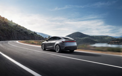 Nvidia-CEO erklärt Unterschied zwischen Tesla-FSD und Alpamayo