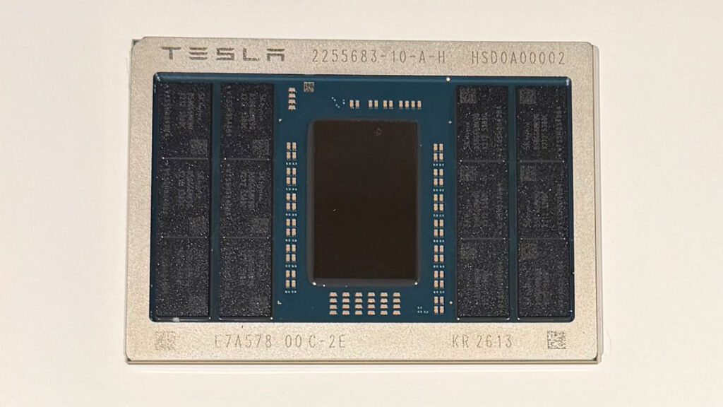 Neuer Tesla AI5-Chip fertig: Elon Musk überrascht mit FSD-Aussage