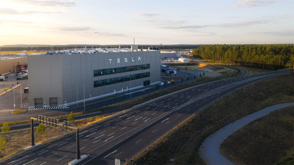 Tesla investiert 250 Millionen Dollar in Grünheide und schafft 1.500 zusätzliche Jobs