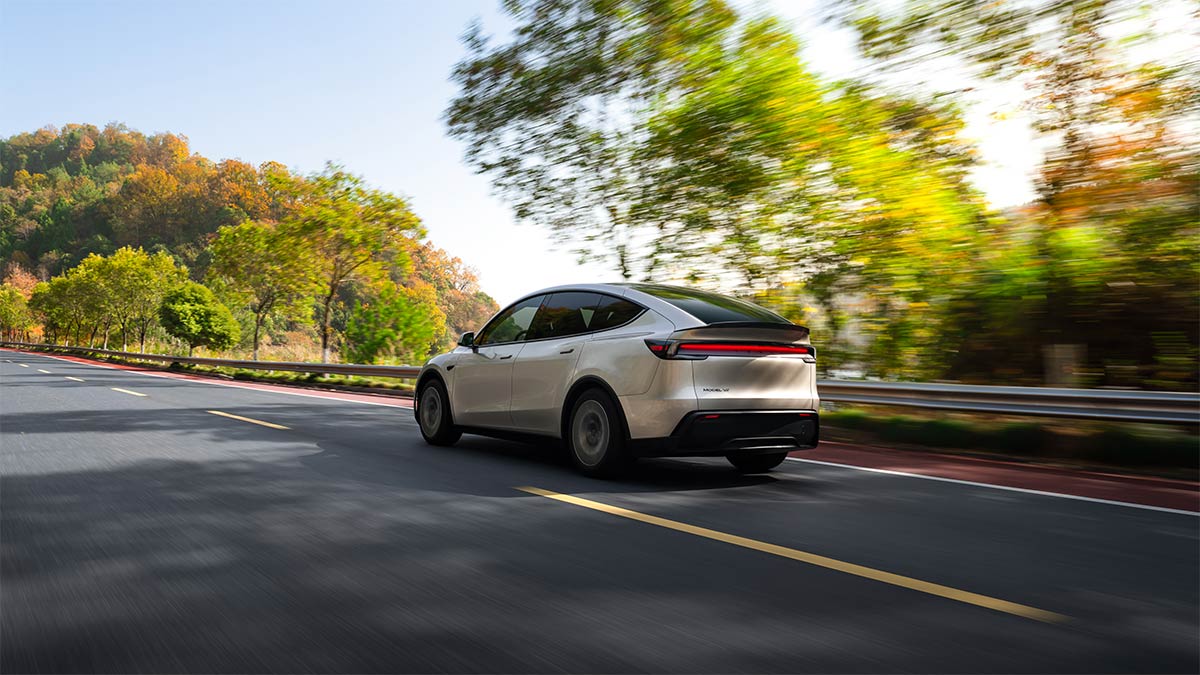 Tesla Model Y Langausführung kurz vor EU-Launch