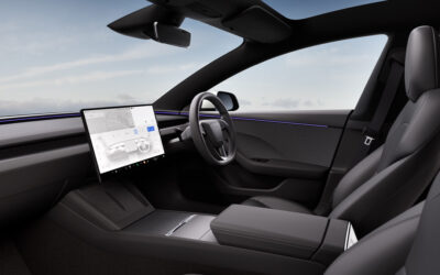 Mini-Facelift für Tesla Model 3: Schwarzer Dachhimmel, V2L und 16″-Display