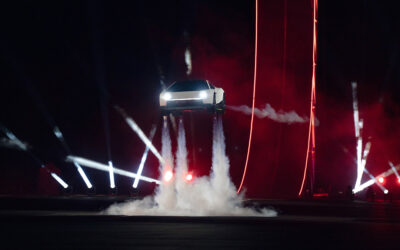 Neuer Tesla Roadster enthüllt: Flugfähigkeit, Konfigurationen & Starttermin